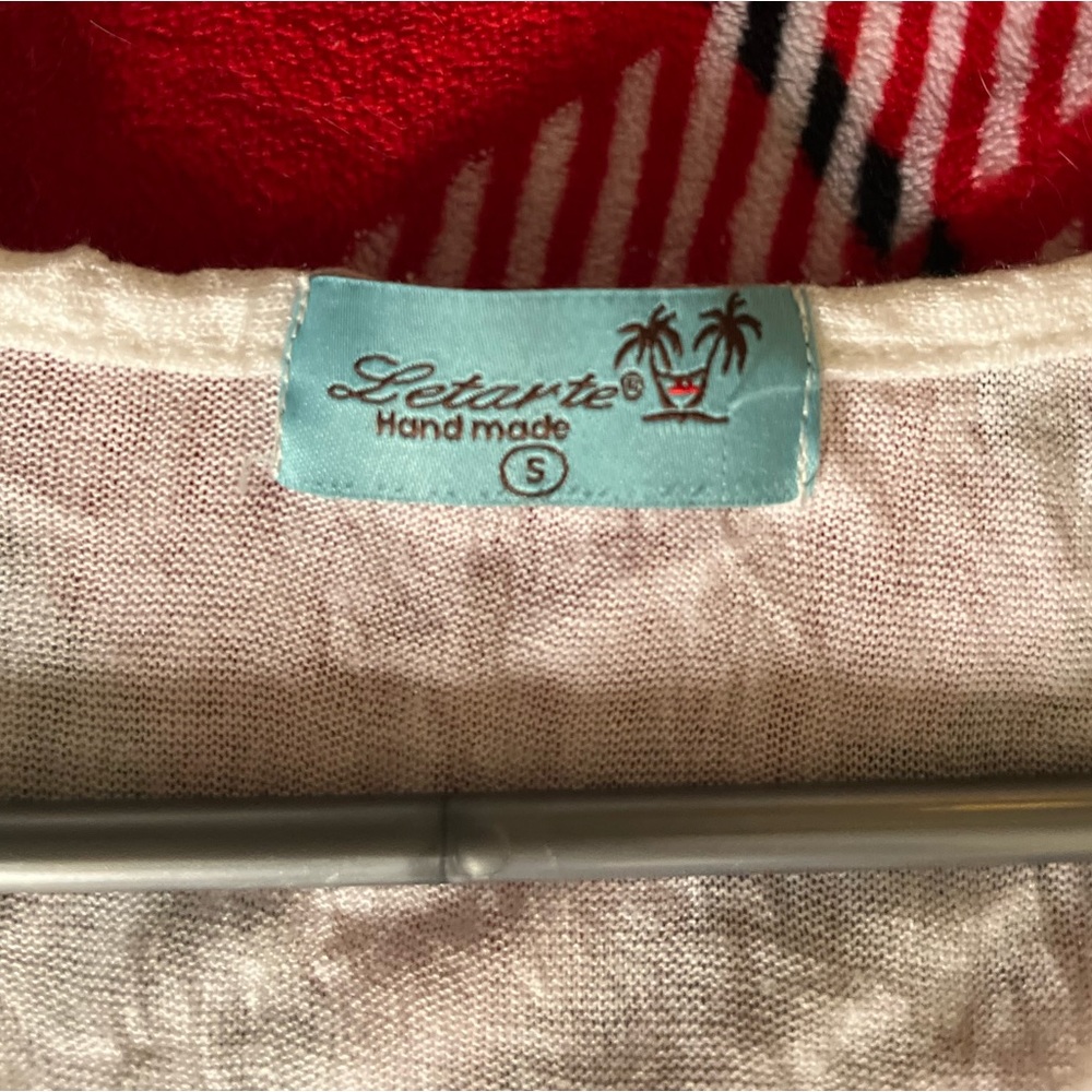 By letarte, handmade, & size small